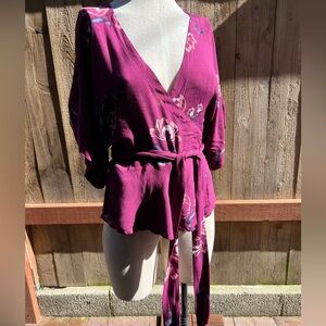 Yumi Kim wrap top. Size M. Floral.